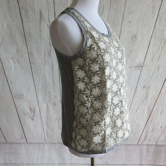 J. Crew Gray Beige Crochet Lace Floral Overlay Tank Top Blouse - Size Small - Picture 4 of 8